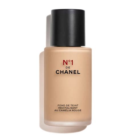 chanel no 1 fond de teint revitalisant|Chanel foundation.